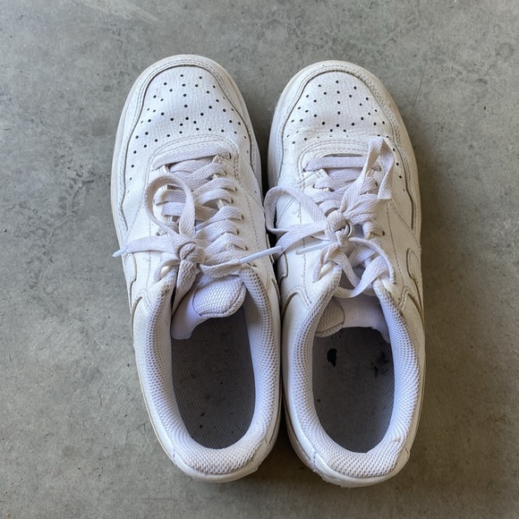 Nike Court Vision Sneakers - Picture 2 of 8